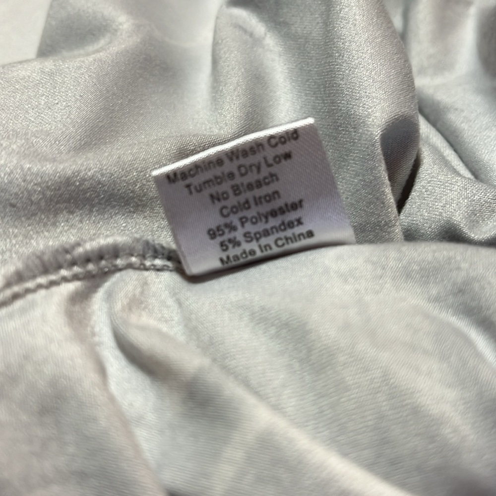 Hicoco 7 in 1 nursing cover, car seat cover - Picture 5 of 5